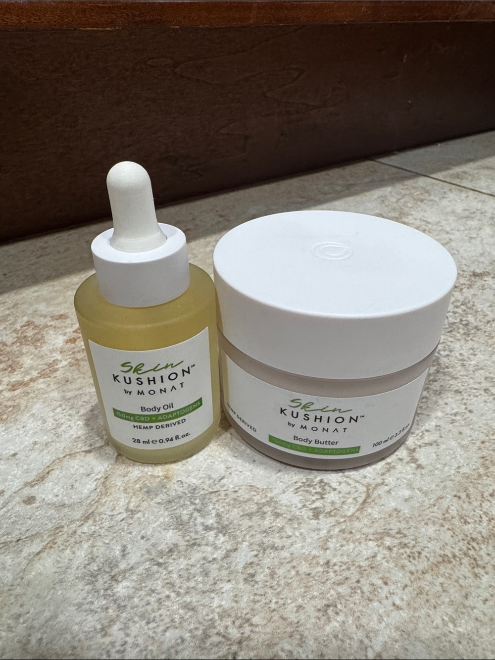 MONAT Skin Kushion